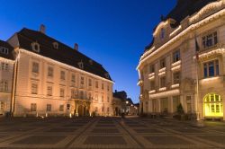 Museo del Palazzo Brukenthal a Sibiu, Romania - Principale museo d'arte di Sibiu, oltre che uno dei più antichi di tutta la Romania, questa area museale venne aperta al pubblico nel ...