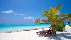 La splendida spiaggia dell'isola di Nalaguraidhoo, ...