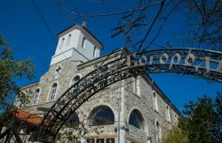 Nesebăr, Bulgaria: dettaglio di una chiesa. Dal 1983 il centro storico di Nesebar è iscritto dall'UNESCO nella lista del Patrimonio Mondiale dell'Umanità - © ...