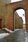 Neve nel centro storico di San Casciano in Val di Pesa, Firenze, Toscana.


