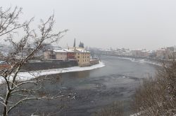 Nevicata primaverile nella cittadina di Pescantina, Veneto, a causa di una corrente fredda siberiana.

