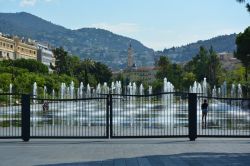 Promenade du Paillon a Nizza, Francia. Per oltre ...