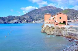 Paesaggio marittimo a Levanto, provincia La Spezia, Liguria.
