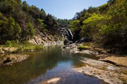 Paesaggio naturale con cascate nel piccolo regno dello Swaziland, Africa. Nonostante le piccole dimensioni del territorio, lo Swaziland possiede una ricchezza paesaggistica sorprendente.



 ...