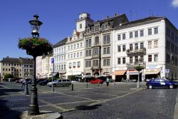 Palazzi signorili affacciati sulla piazza del mercato a Zittau, Sassonia, Germania. Queste eleganti costruzioni sono una delle testimonianze dell'imponente architettura del passato - © ...
