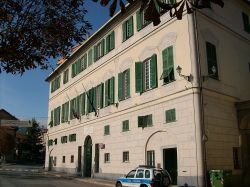 Il Palazzo Balbi, sede del municipio di Campomorone, provincia di Genova, Liguria - © Davide Papalini - Opera propria, CC BY 2.5, Wikipedia