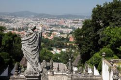 Il panorama di Braga, fotografato dalla collina di Bon Jesus do Monte - © Philip Lange / Shutterstock.com