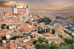 Toledo all'alba è una meraviglia, ...