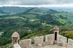 Panorama dei dintorni di Marvao, Portogallo, dal castello medievale - © ahau1969 / Shutterstock.com