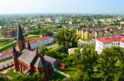 Panorama del distretto di Tobolsk, Russia. Una veduta della città dalle mura del cremlino.

