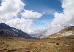 Panorama delle Ande nei pressi di Huancayo, Perù, Sud America.
