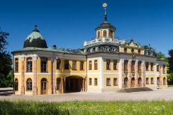 Panorama dello Schloss Belvedere a Weimar, Turingia, Germania. Si tratta della residenza estiva ducale della prima metà del XVIII° secolo ocpitata nel parco Belevedere della città.
 ...