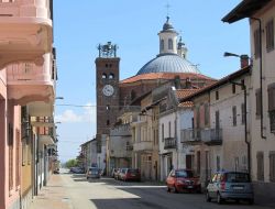 Panorama di Borgo D'Ale in Piemonte - © F Ceragioli - CC BY-SA 3.0, Wikipedia