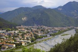 Il  Panorama di Digne-Les-Bains uno dei centri più importanti dell'Alta Provenza, in Francia  - © img85h / Shutterstock.com