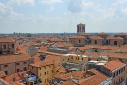 Un panorama di Ferrara, Emilia Romagna, fotografato ...