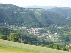 Panorama di Gaverina Terme vicino a Casazza - © Dans - CC BY-SA 3.0, Wikipedia