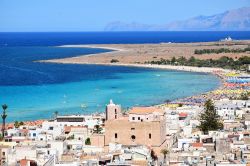 Panorama di San Vito Lo Capo da Piano di Sopra, provincia di Trapani, Sicilia.

