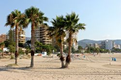 Panorama di Torreon Beach a Benicassim, Costa del Azahar, Spagna. E' una delle spiagge più celebri e frequentate della città.




