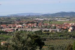 Il panorama di Venturina Terme in Toscana - ©  Prof.Quatermass, Pubblico dominio, Wikipedia