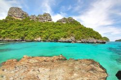 Paradise beach, una delle spiagge indimenticabili di Koh Samui in suratthani,Thailandia - © toiletroom / Shutterstock.com