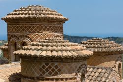 Particolare del tetto delle cupole bizantine della Cattolica di Stilo