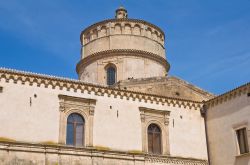 Particolare della chiesa benedettina di San Michele Arcangelo a Montescaglioso - © Mi.Ti. / Shutterstock.com