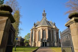 Particolare della Nieuwe Kerk a Spui, L'Aia (Olanda). Completata nel 1656, questa chiesa di fede protestante è considerata fra le più belle dnell'intero paese.
