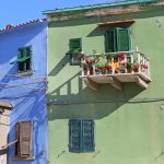 Il particolare delle case del centro di Giglio ...