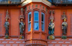 Particolare dello storico hotel a 4 stelle Kaiserworth a Goslar: si trova nella centrale Marktplatz (Germania) - © footageclips / Shutterstock.com