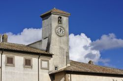 Particolare di Palazzo Altieri nel centro di Oriolo Romano, Lazio