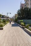 Passeggiata lungomare di Cattolica, Emilia Romagna. Siamo in una delle principali località turistiche del versante adriatico dell'Italia settentrionale - © Michele Vacchiano ...