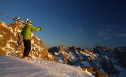 Il magico paesaggio alpino, tra le cime intoro ...