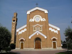 Peseggia di Scorzè; la Chiesa parrocchiale di San Nicolò Vescovo - © Threecharlie, CC BY-SA 3.0, Wikipedia