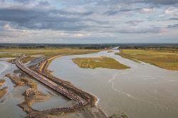 Piana di marea fotografata dall'isola di Mont-Saint-Michel, Normandia, Francia - © Victor Maschek / Shutterstock.com 