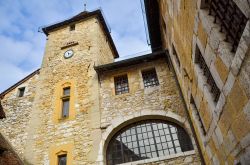 Una piccola chiesetta nel centro storico della città di Annecy, Francia - © Alan Tow / Shutterstock.com