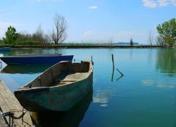 Piccolo porto sul Lago Trasimeno nei pressi di Carraia, Frazione di Castiglione sul Lago