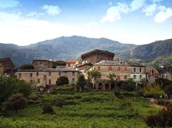Pietracorbara la vicina località di Orneto in Corsica