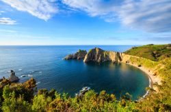 Playa del Silencio (Gaviero) la spiaggia nel golfo di Biscaglia in Spagna, sull'Oceano Atlantico