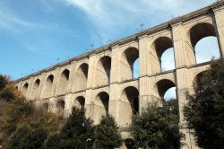 Ponte stradale che conduce ad Ariccia, comune del Lazio