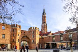 Porta d'ingresso nella vecchia città di Landshut, Germania.
