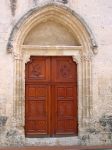 Il portale della Chiesa di San Giorgio a Sestu in Sardegna - © Wikipedia.