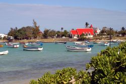 Promontorio di Cap Malheureux, isola di Mauritius -  Una bella veduta panoramica del promontorio di Cap Malheureux, il cui nome si riferisce forse alle fasi iniziali della storia di Mauritius ...