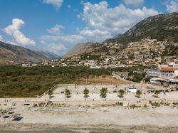 Qeparo bassa e alta, i due borghi della costa sud in Albania.