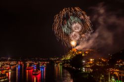 Reno in fiamme a Coblenza, Germania - © Jule_Berlin / Shutterstock.com