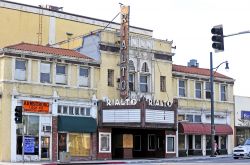 Il Rialto Theater a Pasadena sud, in California - © Philip Pilosian / Shutterstock.com

