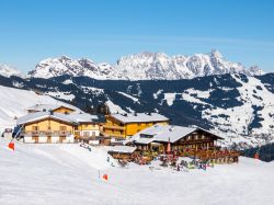 Ristorante sulle piste da sci nel comprensorio di Saalbach Hinterglemm a Leogang, Austria.
