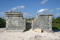 Rovine maya nei pressi di una spiaggia sull'isola messicana di Cozumel, (Quintana Roo) - foto © Shutterstock.com