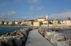 San Vincenzo, Livorno, il borgo costiero della Toscana - © Luca Aless - CC BY-SA 3.0, Wikipedia