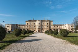 Santa Maria di Sala: ingresso di Villa Farsetti - © Massimo Pollani / Shutterstock.com