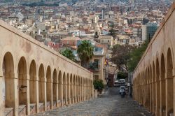 Scala monumentale della Matrice con vista del borgo di Paternò in Sicilia - © Lev Levin / Shutterstock.com